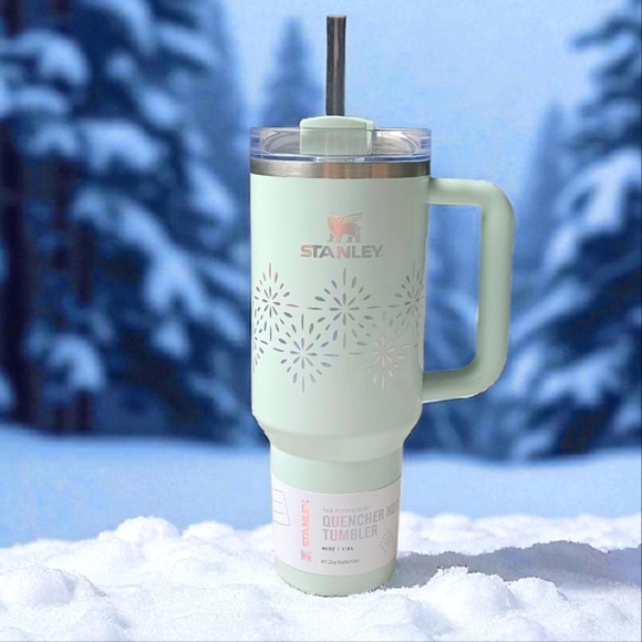 NWT Stanley The Quencher H2.0 Flowstate™ Tumbler 40oz. - Picture 1 of 14